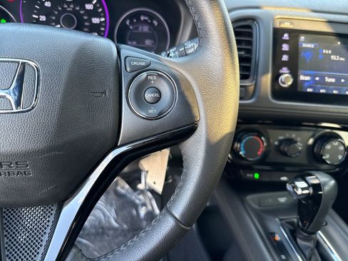 Used 2022 Honda HR-V Sport image 16