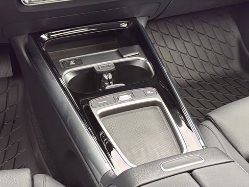 New 2026 Mercedes-Benz GLA 250 4MATIC image 33
