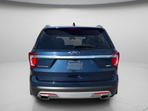 Used 2017 Ford Explorer Platinum AWD/4WD image 8