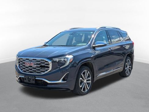 Used 2018 GMC Terrain Denali w/ Advanced Safety Package AWD/4WD image 5