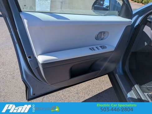 Used 2024 Hyundai Ioniq 5 SEL image 28