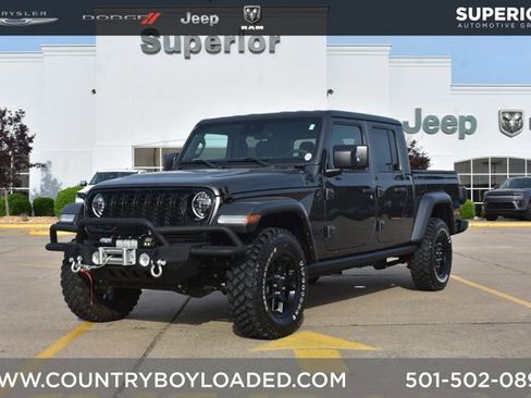 Used 2025 Jeep Gladiator Overland AWD/4WD image 1