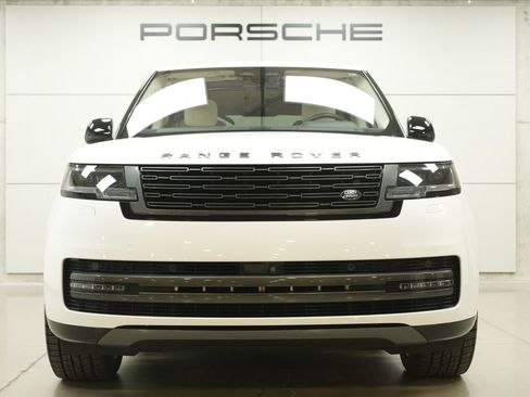 Used 2023 Land Rover Range Rover SE AWD/4WD image 9