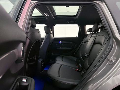 Used 2017 MINI Cooper Clubman S image 23