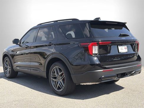 New 2026 Ford Explorer ST-Line w/ ST-Line Street Pack image 26