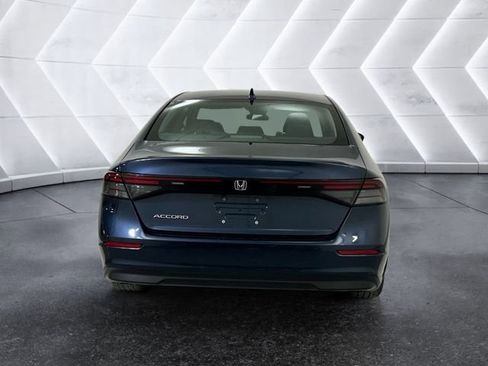 Used 2023 Honda Accord EX image 5