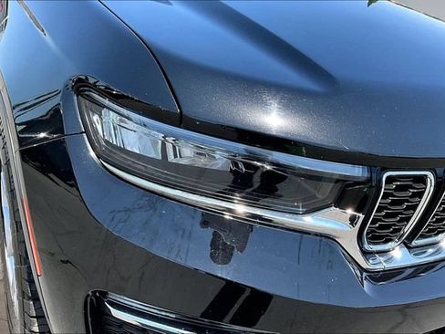 Used 2022 Jeep Grand Cherokee Limited RWD image 30