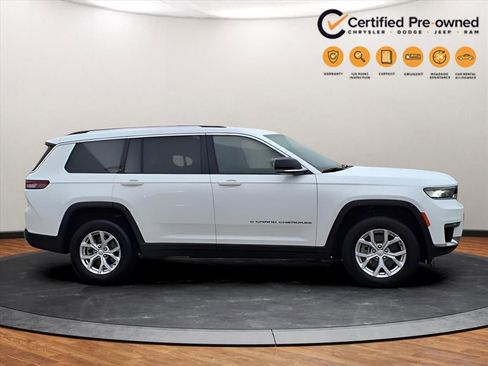 Used 2023 Jeep Grand Cherokee L Limited image 20