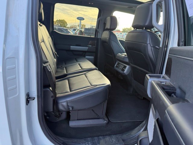 Used 2025 Ford F350 Lariat w/ Lariat Ultimate Package AWD/4WD image 13