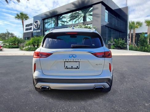 Used 2020 INFINITI QX50 Luxe w/ Navigation Package image 4