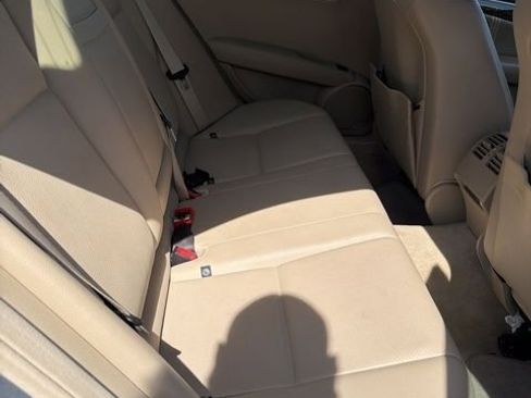 Used 2012 Mercedes-Benz C 250 Sedan image 18