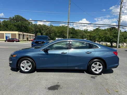 Used 2024 Chevrolet Malibu LS FWD image 2