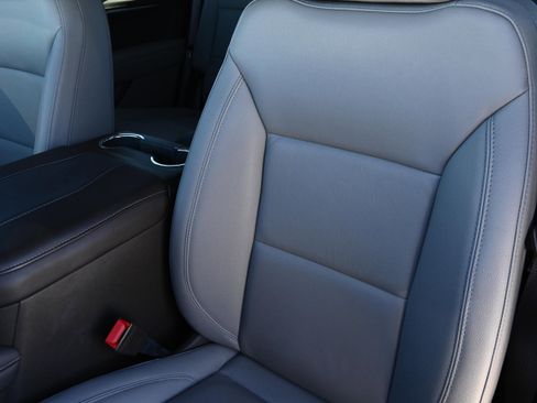 Used 2025 Chevrolet Tahoe LT w/ Comfort Package image 10