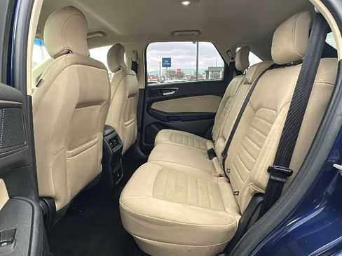 Used 2016 Ford Edge SE w/ Cargo Accessory Package image 13