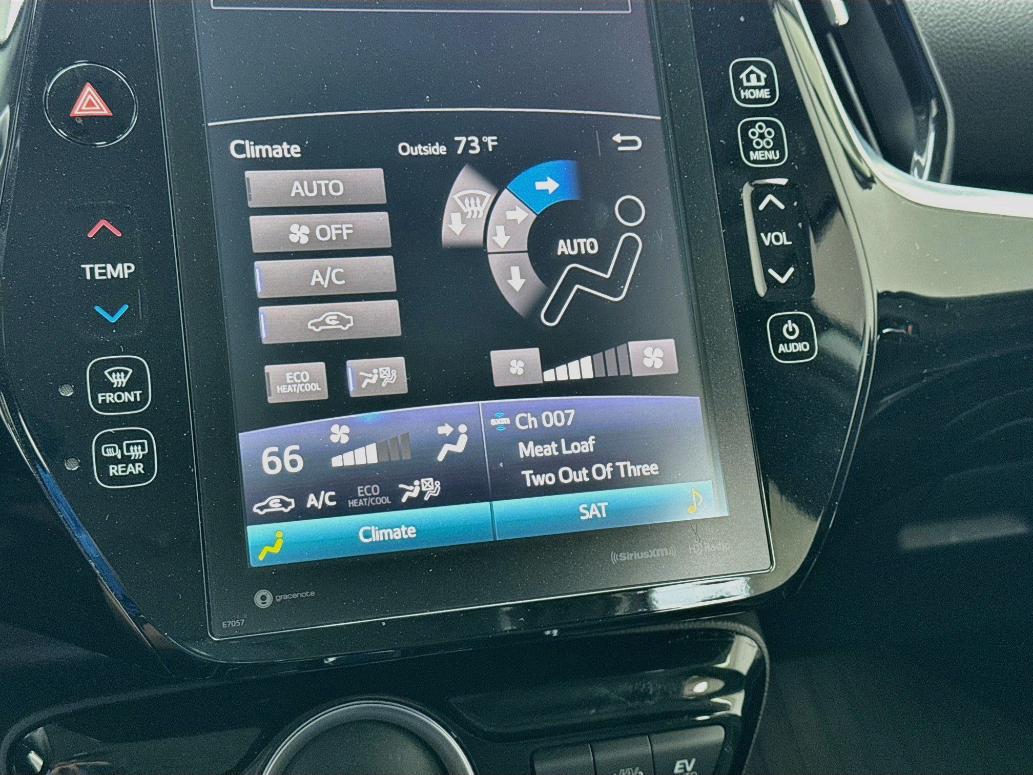 Used 2020 Toyota Prius Prime XLE FWD image 12