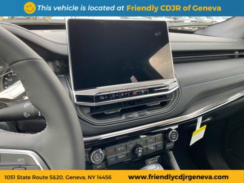 New 2026 Jeep Compass Limited image 18