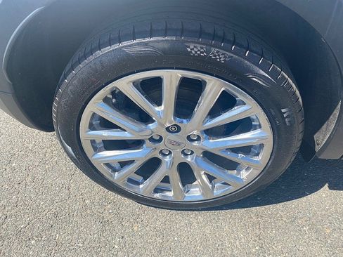 Used 2019 Cadillac XT4 Sport AWD/4WD image 17