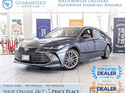 Used 2019 Toyota Avalon Limited w/ Advanced Safety Package FWD image 1