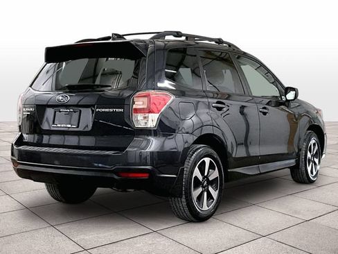 Used 2018 Subaru Forester 2.5i Premium AWD/4WD image 11