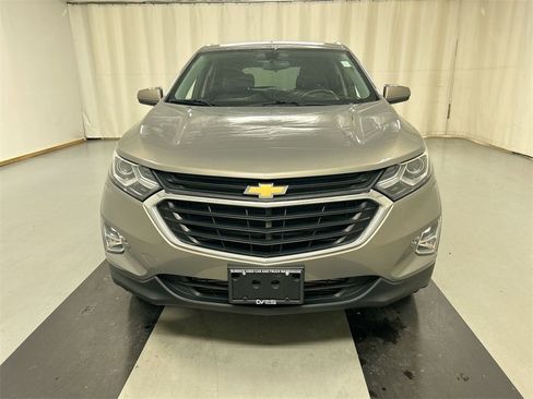 Used 2019 Chevrolet Equinox LT image 3