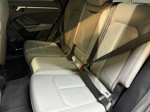 Used 2020 Audi Q3 2.0T Premium Plus w/ Premium Plus Package image 40