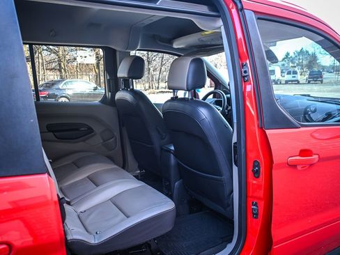 Used 2014 Ford Transit Connect Titanium image 14