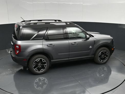 Used 2025 Ford Bronco Sport Outer Banks AWD/4WD image 36