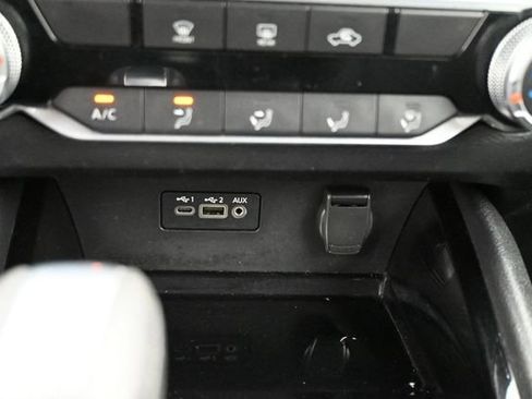 Used 2021 Nissan Altima 2.5 SV FWD image 16