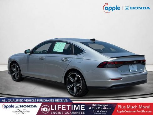 Used 2024 Honda Accord Sport image 4