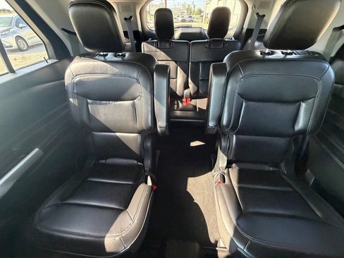 Used 2023 Ford Explorer XLT w/ Equipment Group 202A AWD/4WD image 23