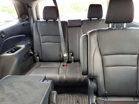 Used 2021 Honda Pilot Elite image 11