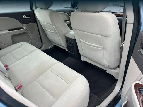 Used 2009 Ford Taurus SEL FWD image 8
