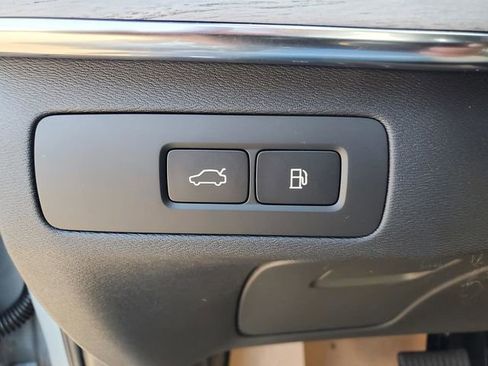 New 2026 Volvo XC90 T8 Ultra w/ Lounge Package AWD/4WD image 18