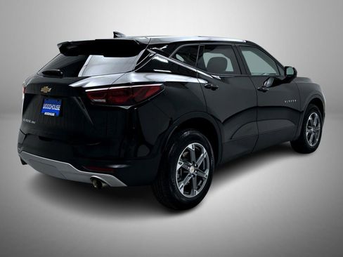 Used 2025 Chevrolet Blazer LT image 5