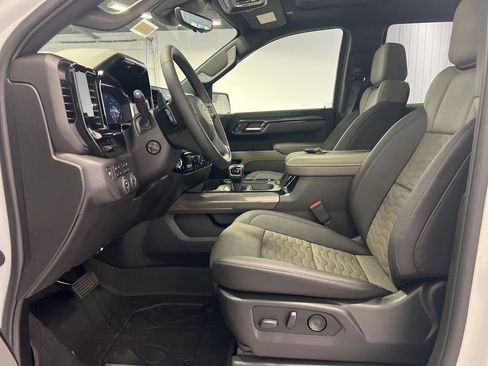 New 2026 Chevrolet Silverado 1500 ZR2 w/ Dark Appearance Package image 8