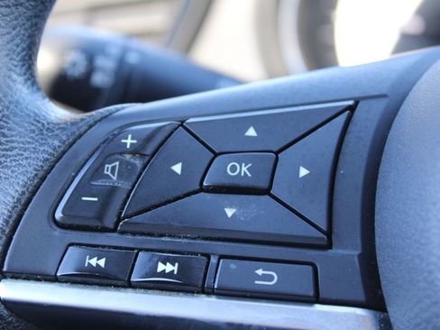 Used 2019 Nissan Rogue Sport S image 25