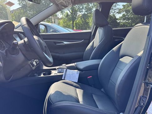 New 2025 INFINITI QX50 Luxe image 15