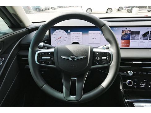 Used 2025 Genesis G80 2.5T image 15