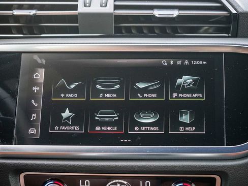 Used 2025 Audi Q3 2.0T Premium w/ Convenience Package image 14