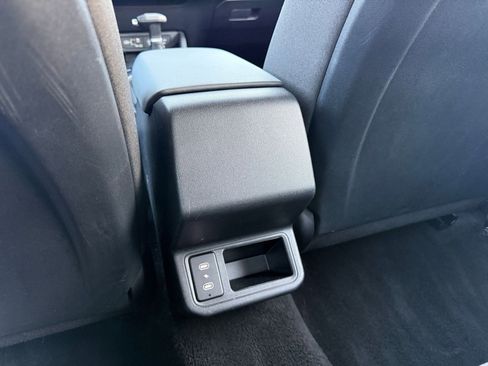 Used 2025 Kia K4 LXS image 23