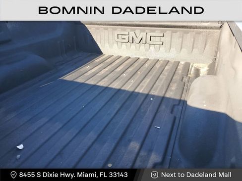 Used 2018 GMC Sierra 1500 4x4 Double Cab w/ Sierra Convenience Package image 9