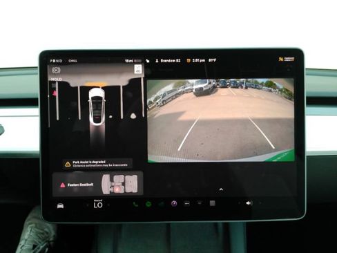 Used 2023 Tesla Model Y Long Range image 8