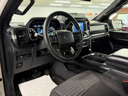 Used 2021 Ford F150 XL w/ STX Appearance Package image 19