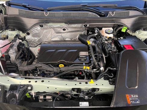 Used 2025 Chevrolet Trax ACTIV image 13