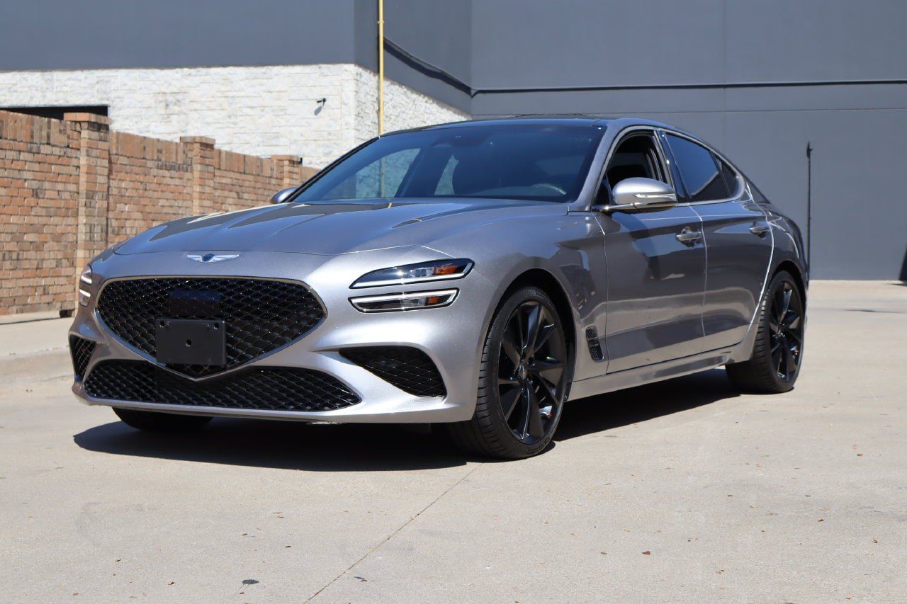 Used 2023 Genesis G70 2.0T w/ Sport Prestige Package RWD image 2