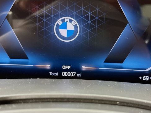 New 2026 BMW X7 xDrive40i w/ M Sport Package AWD/4WD image 37