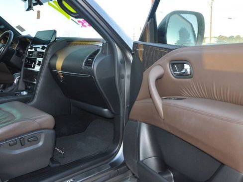 Used 2023 Nissan Armada Platinum w/ Captain's Chairs Package image 17