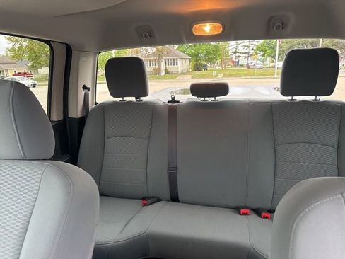 Used 2017 RAM 2500 Tradesman w/ Chrome Appearance Group AWD/4WD image 6