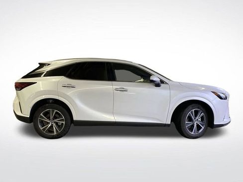 Used 2025 Lexus RX 350 Premium image 2