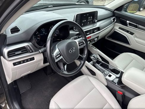 Used 2021 Kia Telluride S AWD/4WD image 13